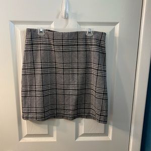 Knit plaid mini skirt